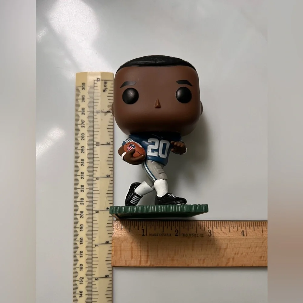 Funko Barry Sande r s Pop Football NFL Vinyl Figurine 4